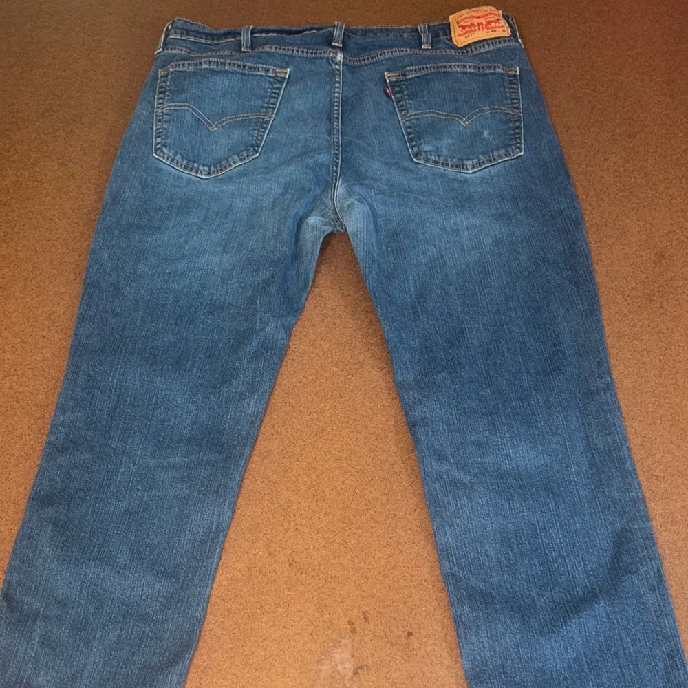 Levi's 541 Men's 40x30 Athletic Cut Blue Straight-Leg Denim Jeans